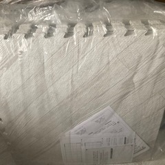 【未使用】タンスのゲン ジョイントマット13枚 大判59cm 厚...
