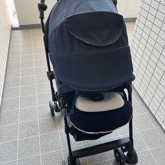 ベビーカー　コンビ　エッグショック【取引中のためメッセージの返信が出来ず申し訳ありません】の画像
