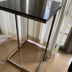 モーダエンカーサ　サイドテーブル