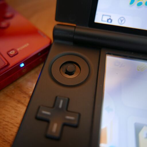 ニンテンドー3DS  タッチペンありません 一個カーソルの部分のゴムがとれていま ニンテンドー3DS タッチペンありません 一個カーソルの部分の