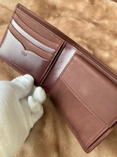 新品未使用キプリス　二つ折り財布　小銭入れ有　CYPRIS 最高級カーフ使用