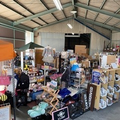 🍀常設フリーマーケットクローバー ＠ 葛城市八川（肉のふくにしさんの近くです） - 葛城市