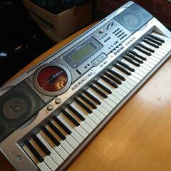 電子キーボードlk-88cd(お持ち帰りの方980円プレゼント)　cdr-rwが読める　音に合わせて練習を　マイク接続等多機能キーボードの画像