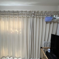 部屋干し　天井つっぱり