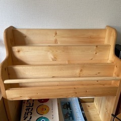 子供用　本棚の画像