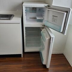 東芝製冷蔵庫 YR-12T 120Lの画像