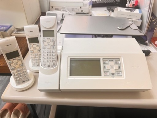 三洋電話　ファクスfax 本体1+子機2 型式SFX−DW71