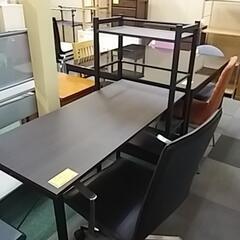 多種類のデスクございます！