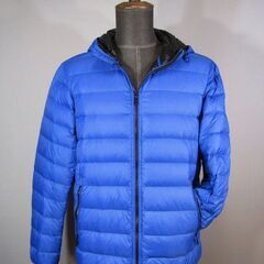 アルマーニ　フート付き高級ダウンベスト（新品）