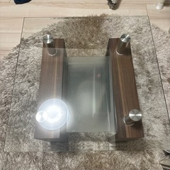 ガラステーブル