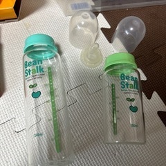 哺乳瓶　マグマグ　などの画像