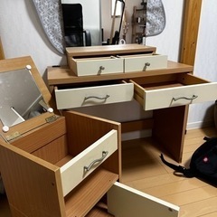 ドレッサー