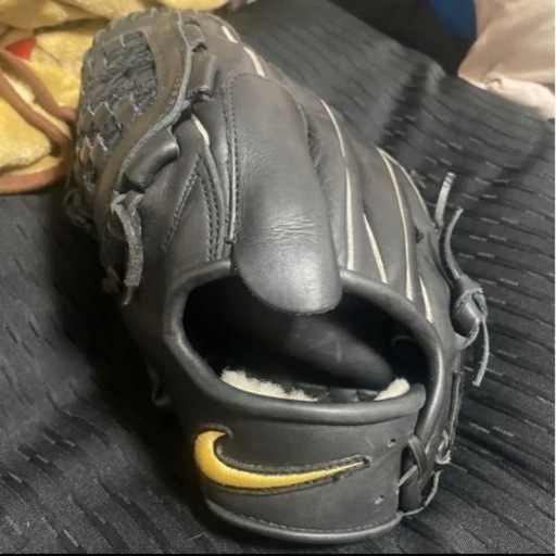 硬式野球　投手グローブ　NIKE DAIAMOND HEROES