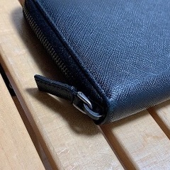 ★美品★【使用1週間未満】PRADA ジップアラウンド 長財布の画像