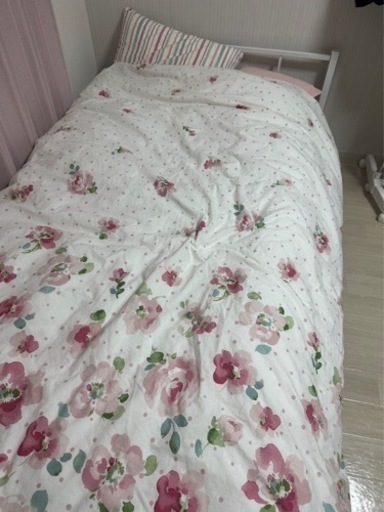 ベット　枠　マット　掛け布団　毛布　夏掛け布団　全部で6点セットです♫