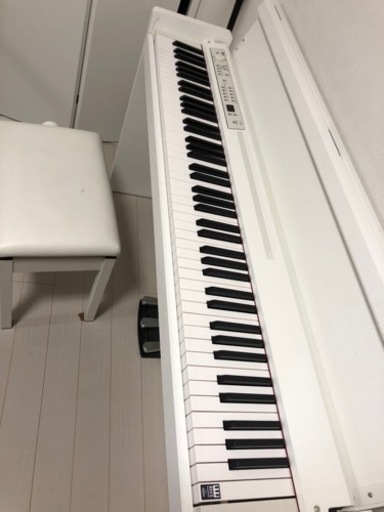 KORG 電子ピアノ　2015年製