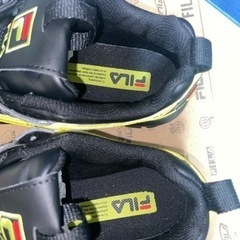 FILA スニーカー 24cmの画像