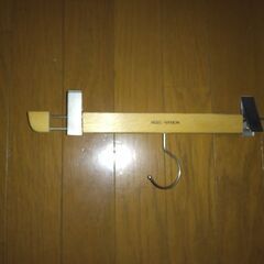 価格応相談！木製ハンガー（業務用）パンツ・スカート用　50本単位の画像