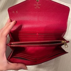 LOUIS VUITTON財布の画像