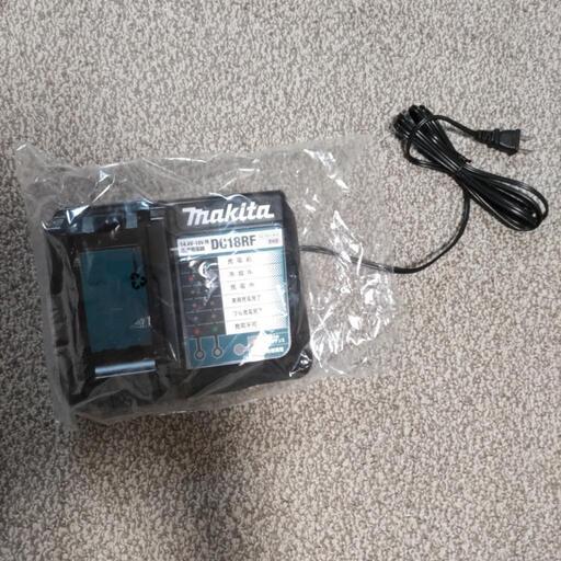 マキタ充電器　新品
