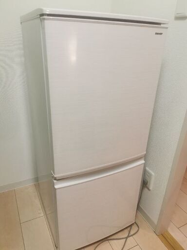 シャープ冷蔵庫 SJ-D14D-W
