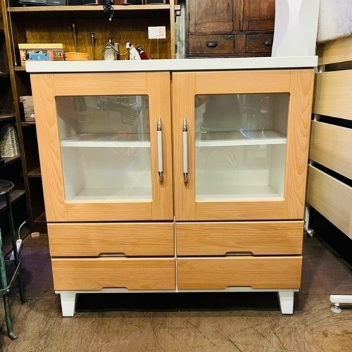 売約済》 ニトリ NITORI リビング収納 レンジボード 食器棚 カップ