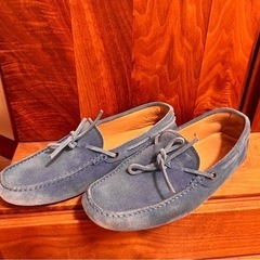 無料　TODS 夏物スエード　靴