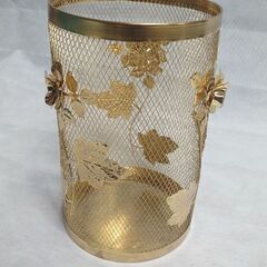 『これは輝く！大切に使うでしょう！』金ピカのゴミ箱とティシュペーパー入れ♦１つの値段　の画像