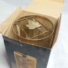 『これは輝く！大切に使うでしょう！』金ピカのゴミ箱とティシュペーパー入れ♦１つの値段　の画像
