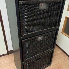 黒のカラーボックス　かご3個付の画像