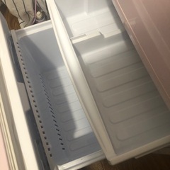 【値下げ】冷蔵庫 SHARP 2016年製 137L の画像