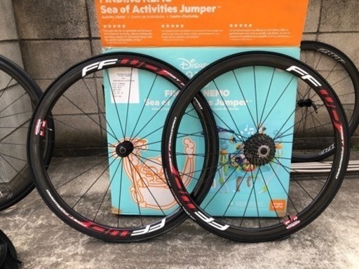 FFWD F4R dtswiss240 TU 前後