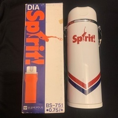 新品‼︎昭和レトロ✨ ダイヤ魔法瓶　水筒　Spirit!　スピリ...