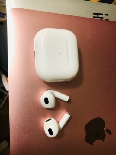 Apple Ailpods 第三