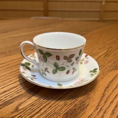 WEDGWOOD コーヒー カップ&ソーサー　ワイルドストロベリー  