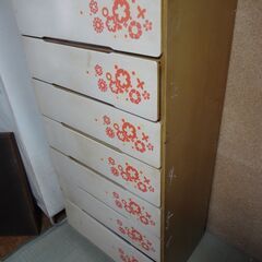 ベビー用タンス　衣類タンス　木製　花柄の画像