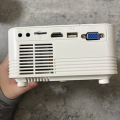 POYANK プロジェクターの画像
