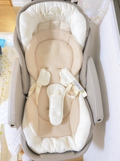 アップリカチェア