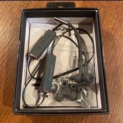 【値下げ】defuncワイヤレスゲーミングイヤホンMobileGamingEarbudsの画像