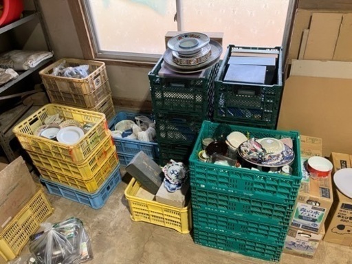 骨董食器、調理器具など