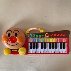 【取引中　価格下げました　ほぼ新品、美品】アンパンピアノ　