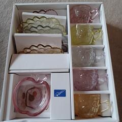 レトロなガラス食器セット　値下げしました！　　　決まらなければ削除しようと思ってます、、の画像