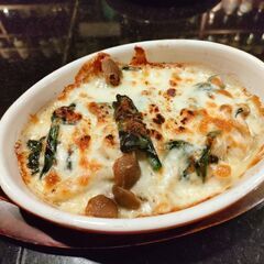 明日の3月10日金夜に軽いご飯に行ける人いませんか？ - 志摩市