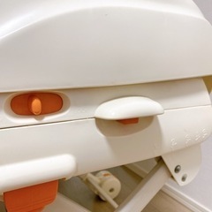コンビ　ハイローチェアの画像