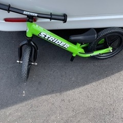 子供用　ストライダー