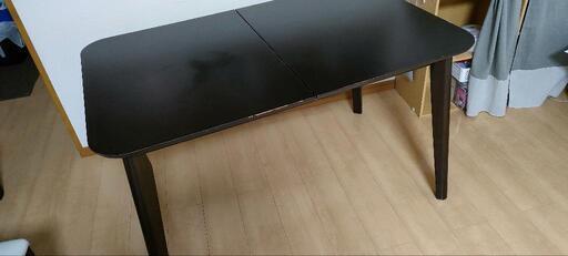ダイニングテーブル