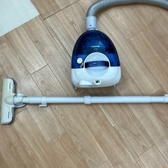 東芝クリーナー　VC-PC6A 2018年製