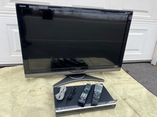 値下げ❗️SHARP  1TBHDD Blu-rayレコーダー\u0026液晶AQUOS  40インチセット‼️