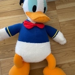 ドナルドぬいぐるみの画像