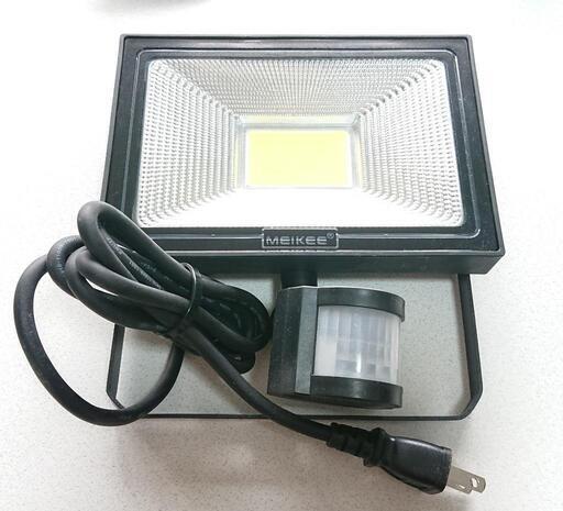 決まりました。MEIKEEの人感センサーライト 50w